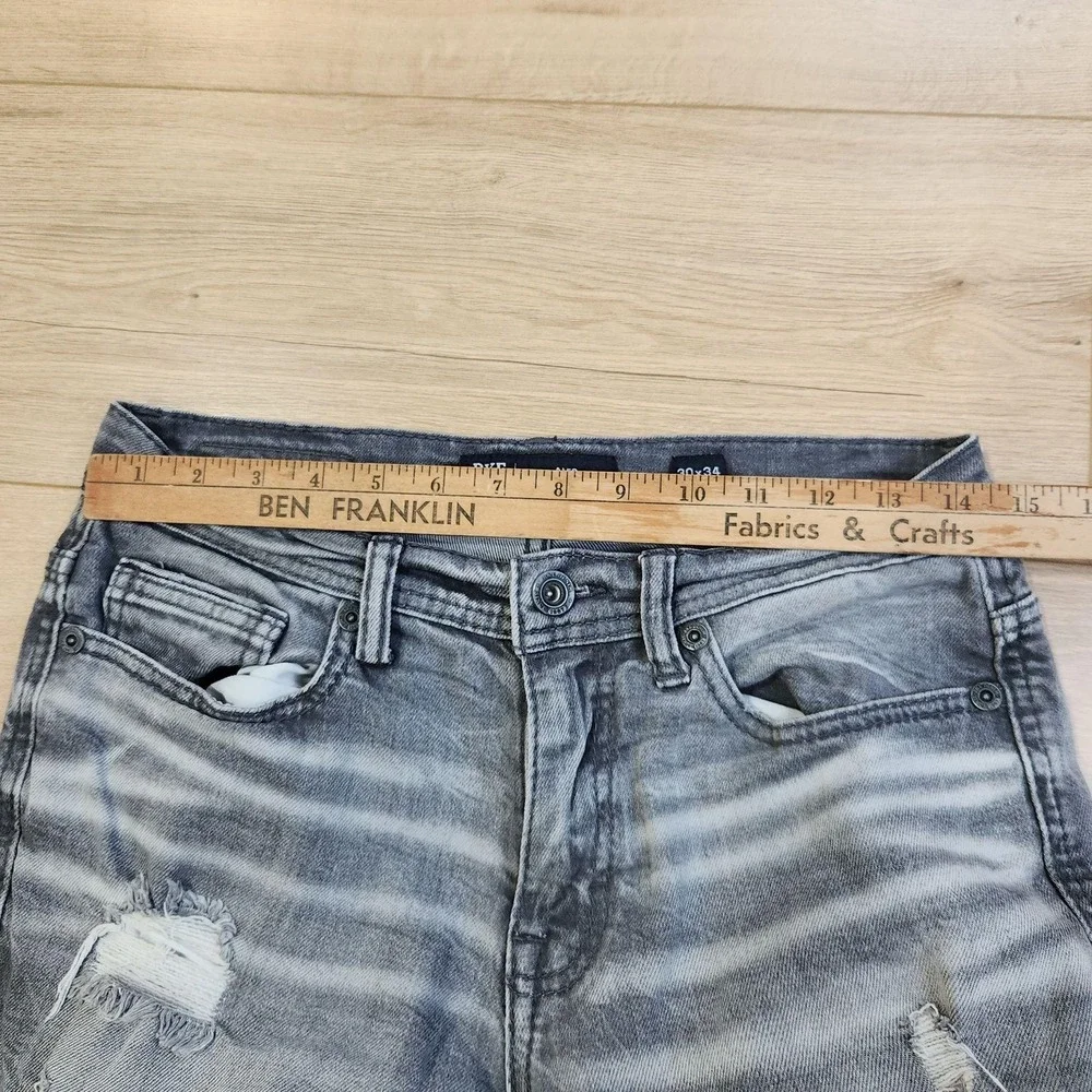 BKE Alec Straight Jeans Mens 30x34 Gray Medium Wash Distressed Denim Casual - Picture 4 of 8